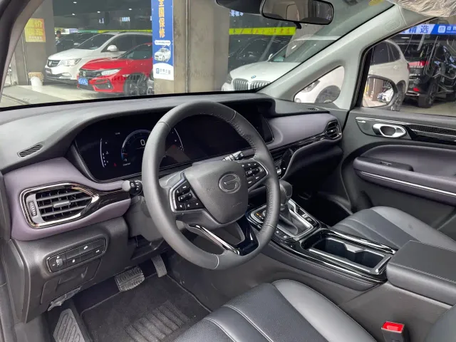 GAC Trumpchi M6 — Фото автомобиля 6