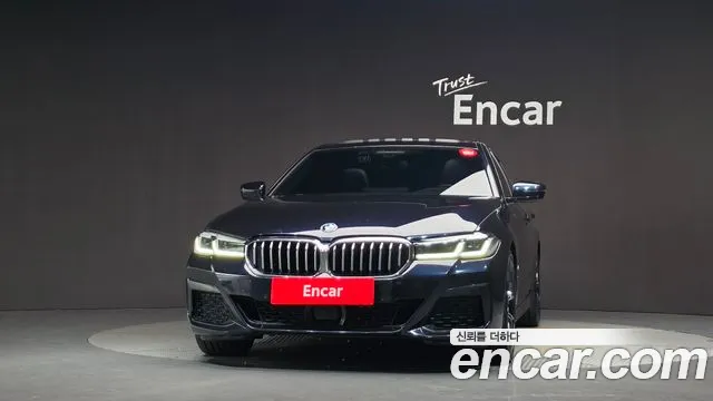 BMW 5 Series G30 — Фото автомобиля 3