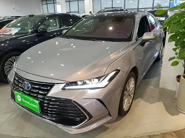 Фотография автомобиля — Toyota Avalon