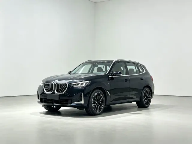 Фотография автомобиля — BMW X3