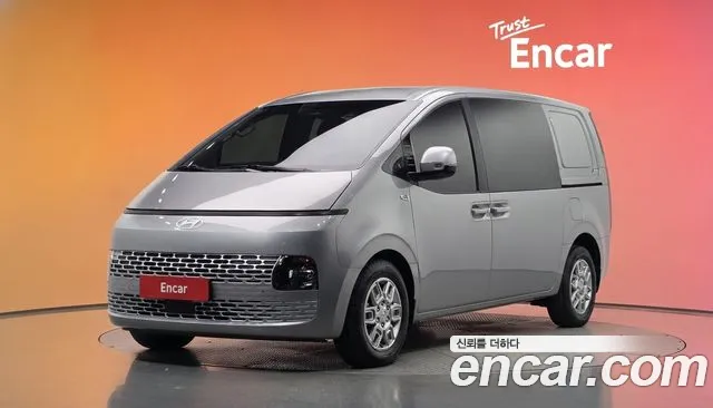 Фотография автомобиля — Hyundai Staria