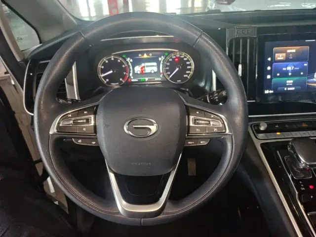 GAC Trumpchi M8 — Фото автомобиля 10