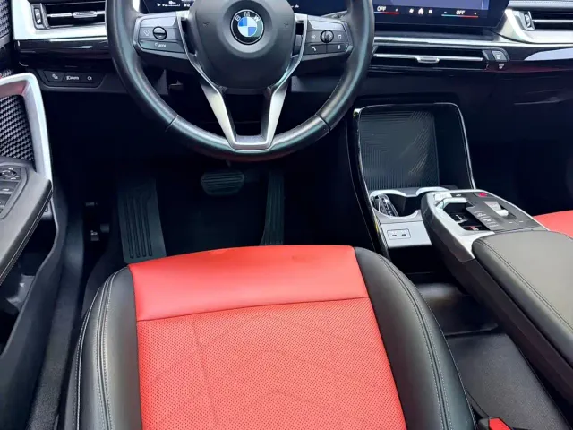 BMW X1 — Фото автомобиля 14