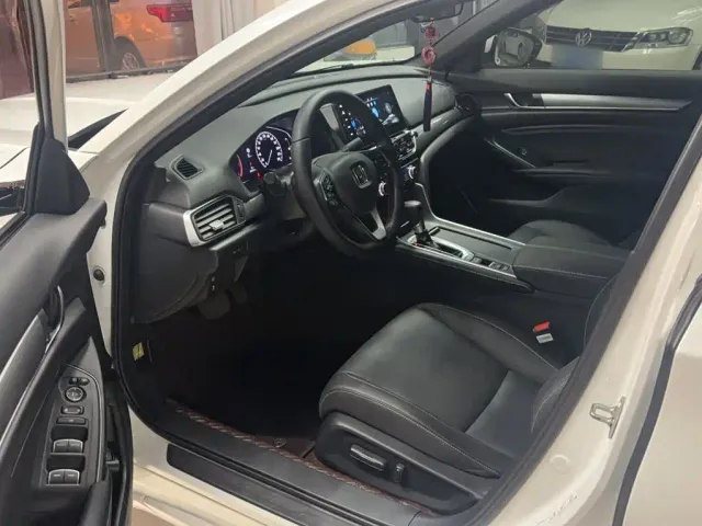 Honda Inspire — Фото автомобиля 9