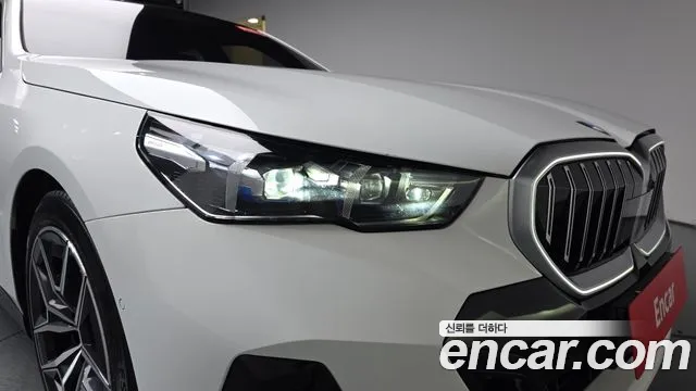 BMW 5-Series 5 серия (G60) 523d xDrive M Sport — Фото автомобиля 20