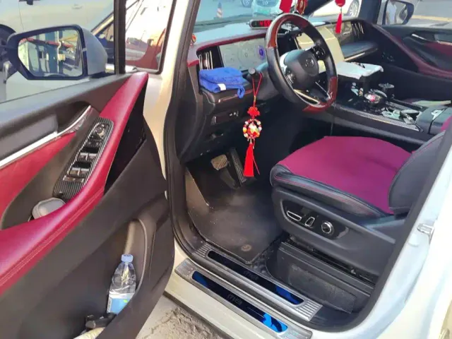 GAC Trumpchi M8 — Фото автомобиля 9