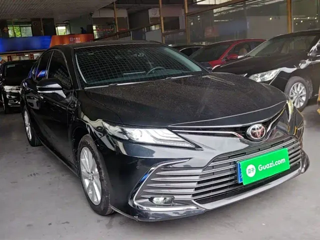 Toyota Camry — Фото автомобиля 3