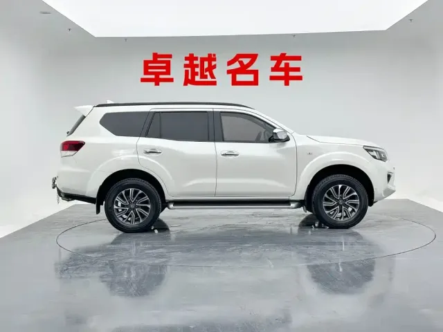 Nissan Terra 2020 2.5L XL Upper Automatic 2WD Luxury Edition — Фото автомобиля 7