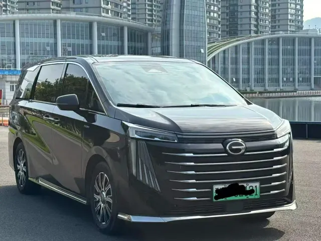 GAC Trumpchi E9 — Фото автомобиля 3