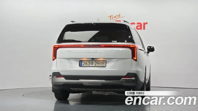 Kia Carnival 4th Gen — Фото автомобиля 4