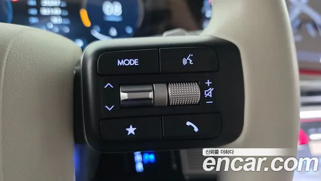 Hyundai Santafe Santa Fe (MX5) Бензин 2.5T 4WD — Фото автомобиля 15