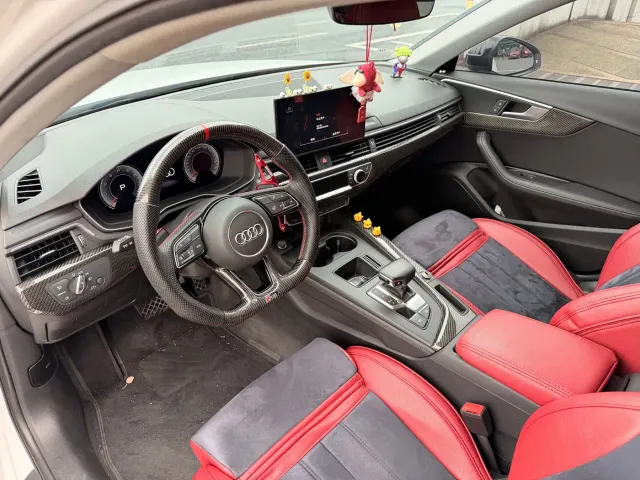 Audi A4L — Фото автомобиля 6