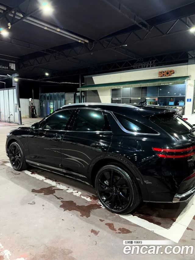 Genesis GV70 — Фото автомобиля 4