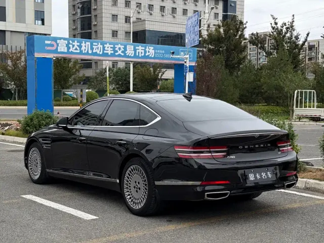 Genesis G80 — Фото автомобиля 6
