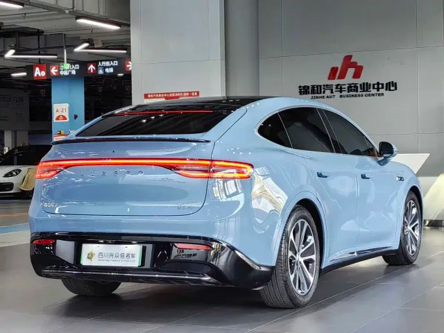 Luxeed R7 — Фото автомобиля 6