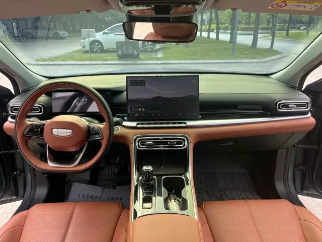 Geely Emgrand 2026 Model Fifth Generation 1.5T Explorer Edition — Фото автомобиля 4
