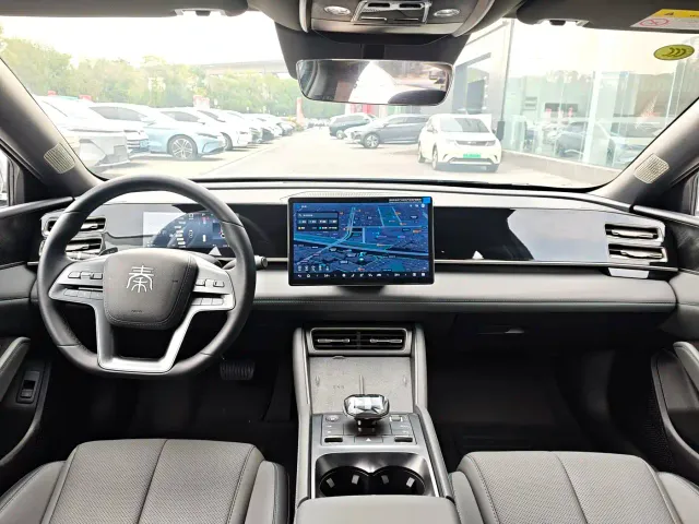 BYD Qin L — Фото автомобиля 6