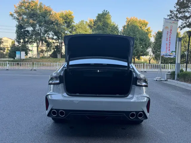 Chery Arrizo 8 — Фото автомобиля 9