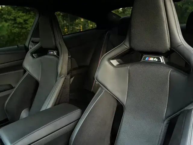 BMW M4 — Фото автомобиля 6