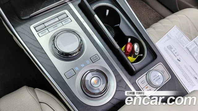 Genesis GV80 — Фото автомобиля 12