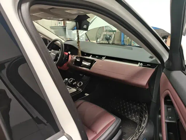Land Rover Range Rover Evoque — Фото автомобиля 17