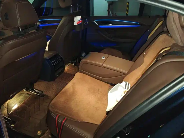 BMW 5 Series — Фото автомобиля 11