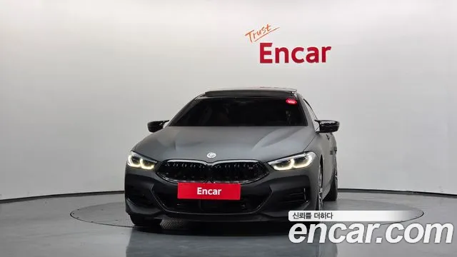 BMW 8-Series — Фото автомобиля 2