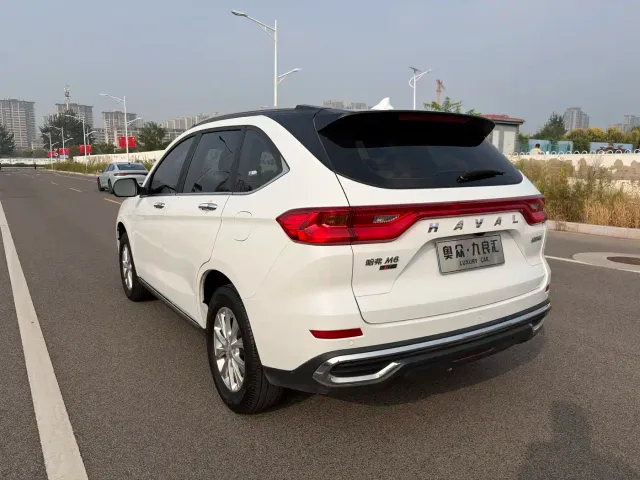 Haval M6 — Фото автомобиля 8