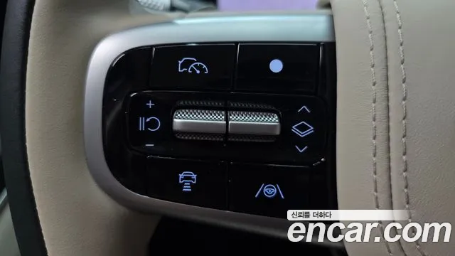 Genesis GV80 — Фото автомобиля 24