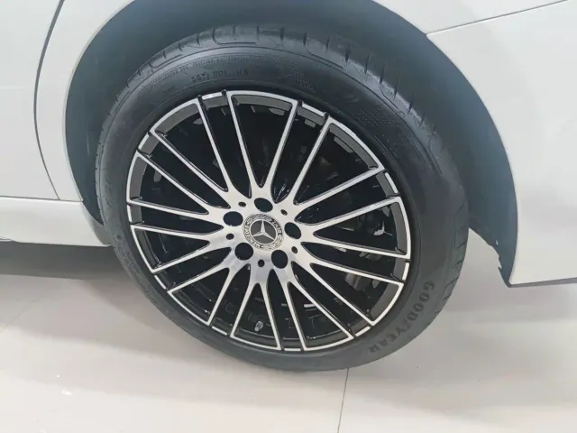 Mercedes-Benz C-Class — Фото автомобиля 15