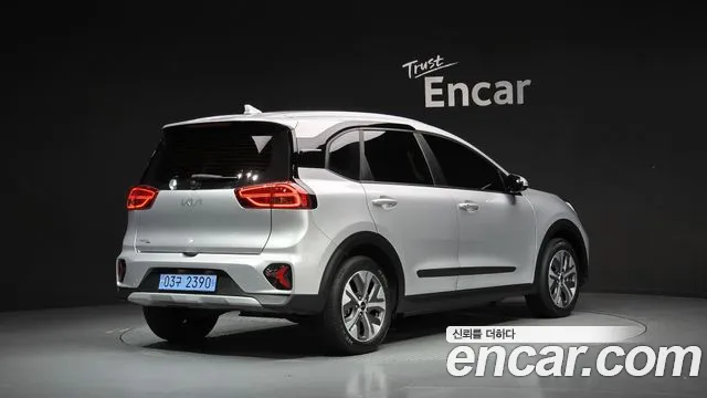 Kia Niro Niro Plus Air — Фото автомобиля 2