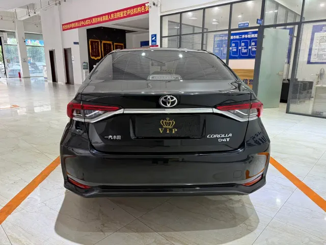 Toyota Corolla — Фото автомобиля 5