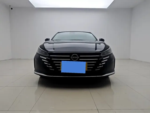 Nissan Teana — Фото автомобиля 2