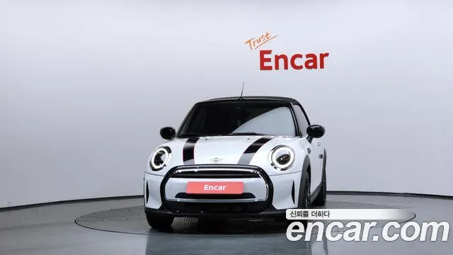 Mini Cooper Convertible — Фото автомобиля 3