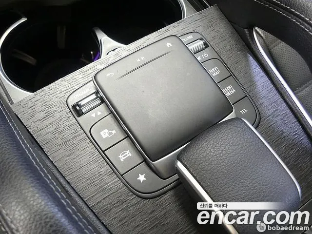 Mercedes-Benz GLE-Class — Фото автомобиля 18
