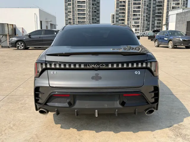 Lynk & Co 03 — Фото автомобиля 17