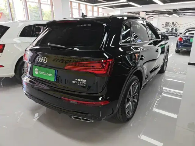 Audi Q5L — Фото автомобиля 6