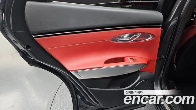 Genesis GV70 2.5T Бензин 2WD — Фото автомобиля 25