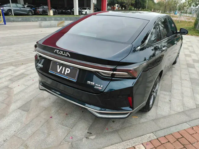 Dongfeng Yixuan MAX — Фото автомобиля 10