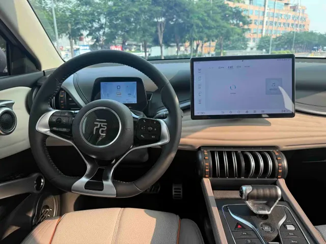 BYD Yuan PLUS — Фото автомобиля 8