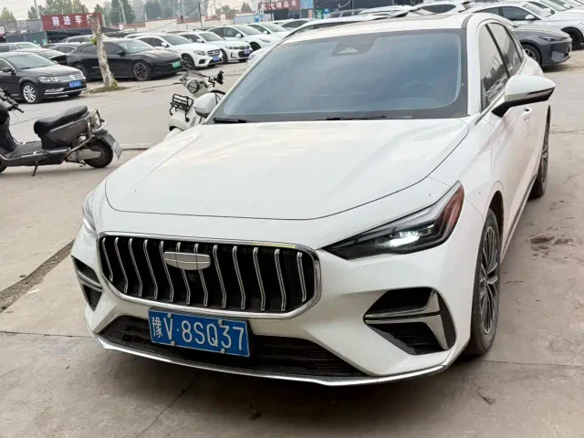 Geely Emgrand — Фото автомобиля 3