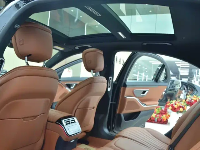 Mercedes-Benz S-Class — Фото автомобиля 13