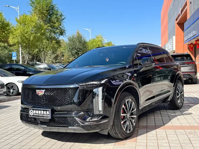 Фотография автомобиля — Cadillac XT5