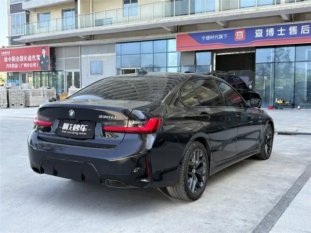 BMW 3 Series — Фото автомобиля 9