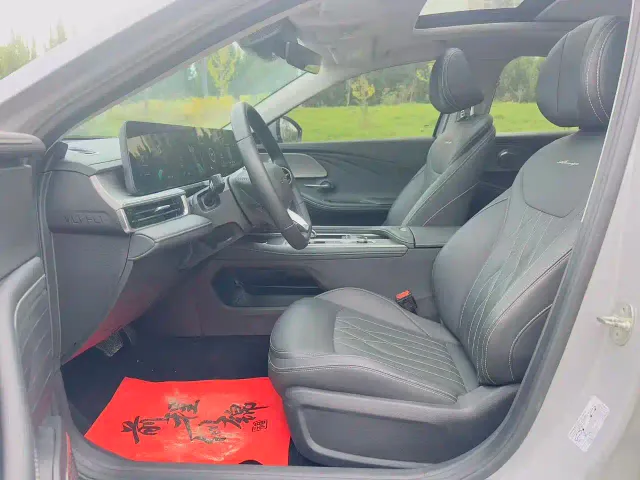 Chery Arrizo 8 — Фото автомобиля 6