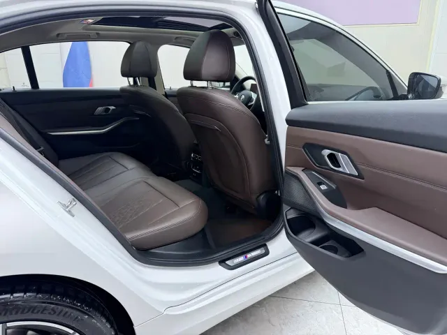 BMW 3 Series — Фото автомобиля 20