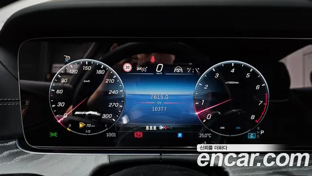 Mercedes-Benz AMG GT 4 двери 43 4MATIC+ — Фото автомобиля 7