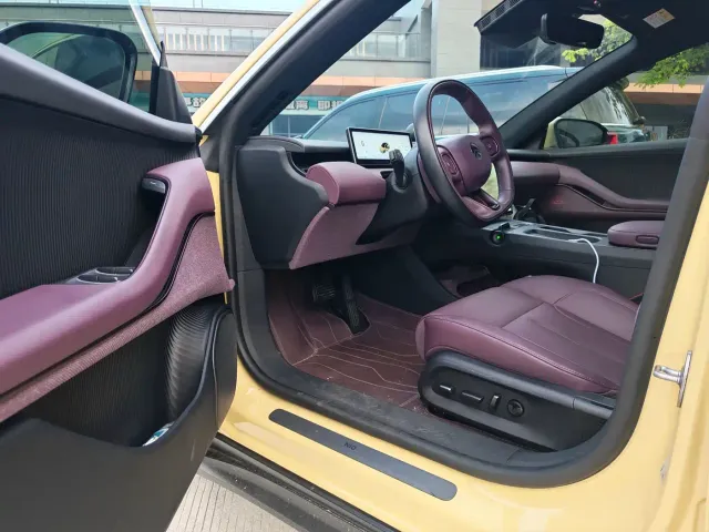 Nio ET5 — Фото автомобиля 3