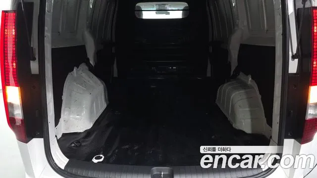 Hyundai Staria Staria Карго 3 места — Фото автомобиля 20
