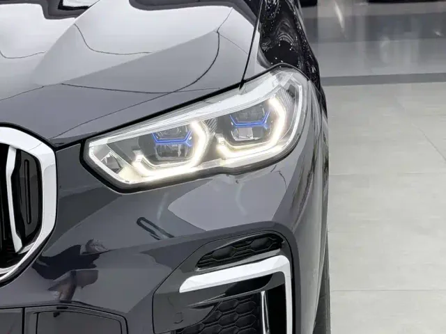 BMW X5 — Фото автомобиля 6